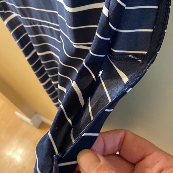 Tommy Hilfiger sleeveless navy & white striped midi dress - size 8 - Picture 10 of 11